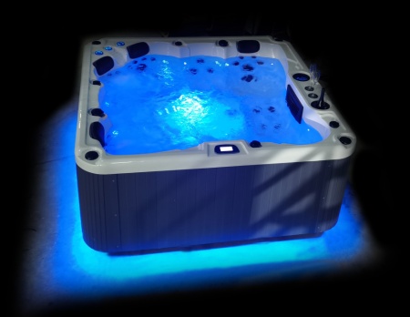 Гидромассажный спа-бассейн Kingston JCS-103 Гидромассажный спа-бассейн Kingston JCS-103