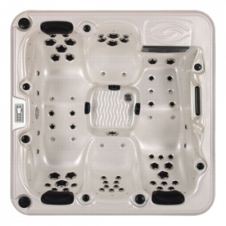 Гидромассажный спа-бассейн Delfi Spa Triera